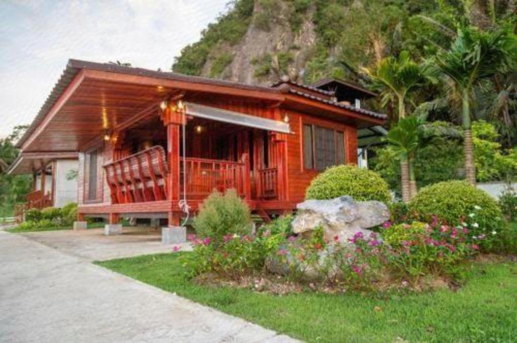 Phuphayot Resort Транг Экстерьер фото
