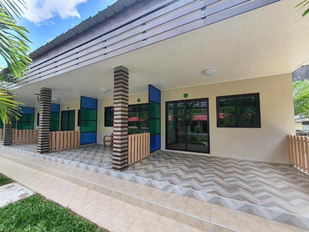 Phuphayot Resort Транг Экстерьер фото